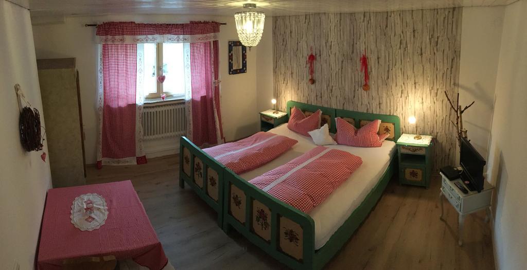 Ferienhaus Ursula Klais Ngoại thất bức ảnh